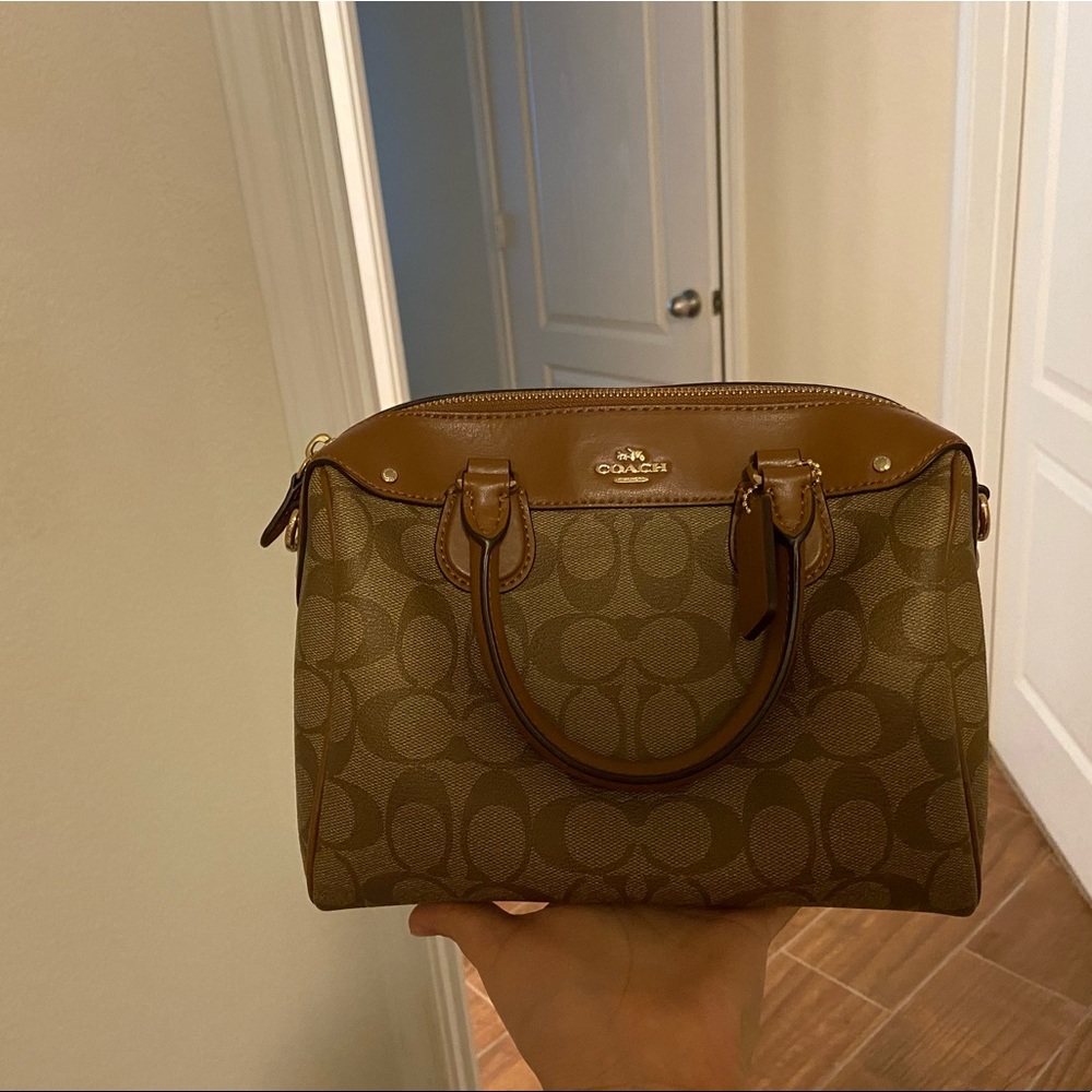 Coach Signature Mini Bennett SALE!